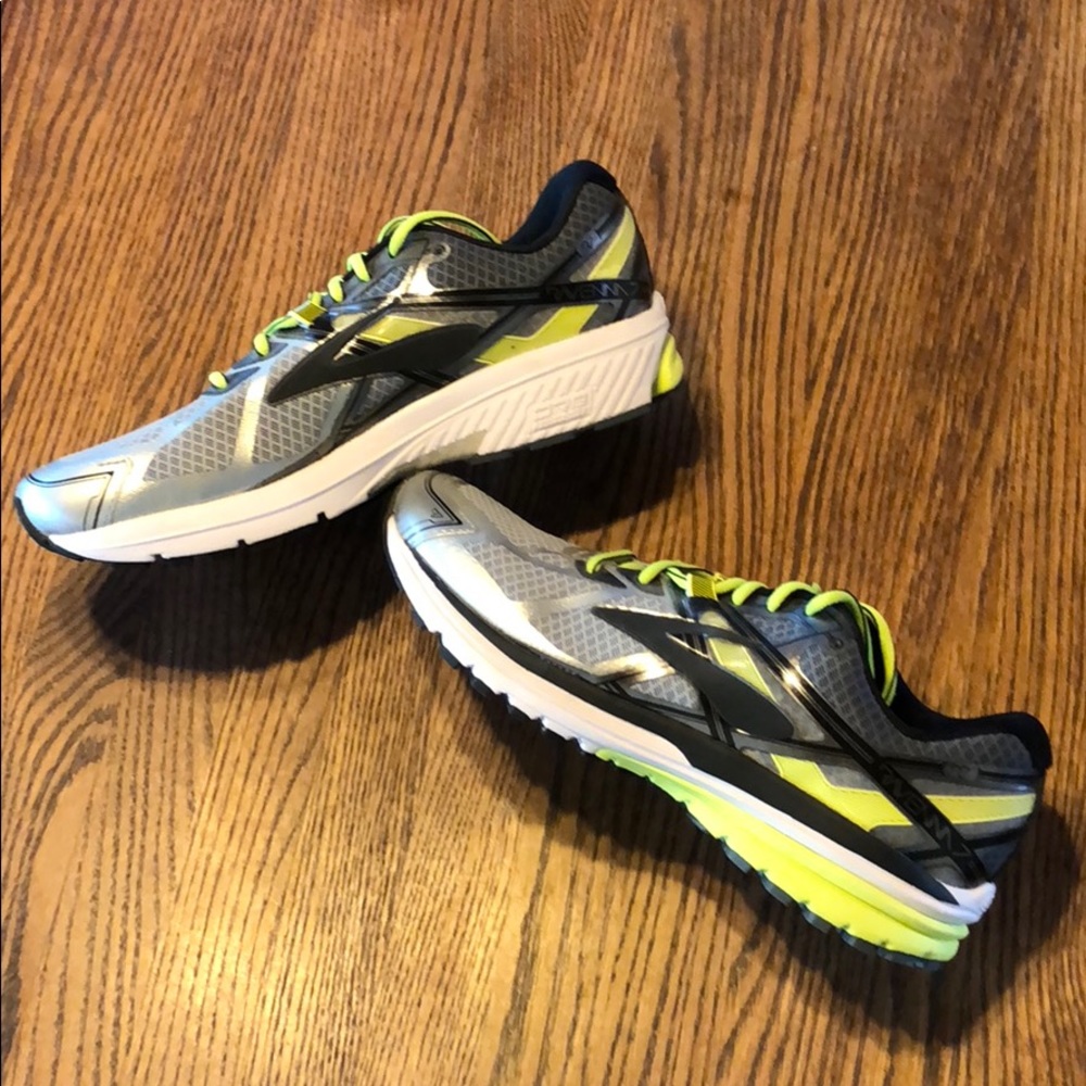 Brooks Ravenna 7